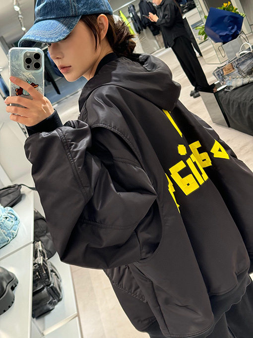 バレンシアガスーパーコピー Balenciaga テープジャケット