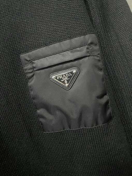 プラダ 24fw ナイロンポケットクルーネックセーター