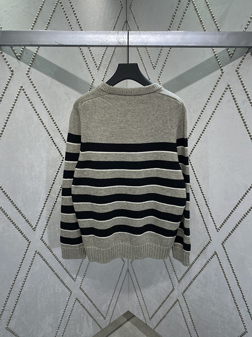 セリーヌスーパーコピー 新しい刺繍ストライプステッチウールニット