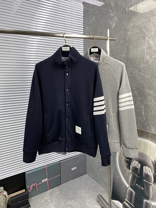 トムブラウン  TBの新しいコットンコート