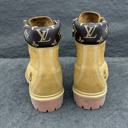 ルイヴィトン 限定コラボLV x Timberlandとアンクルブーツ