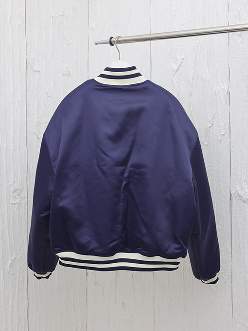 ルイヴィトンスーパーコピー カラーダイヤモンド章仔ベースボール綿服