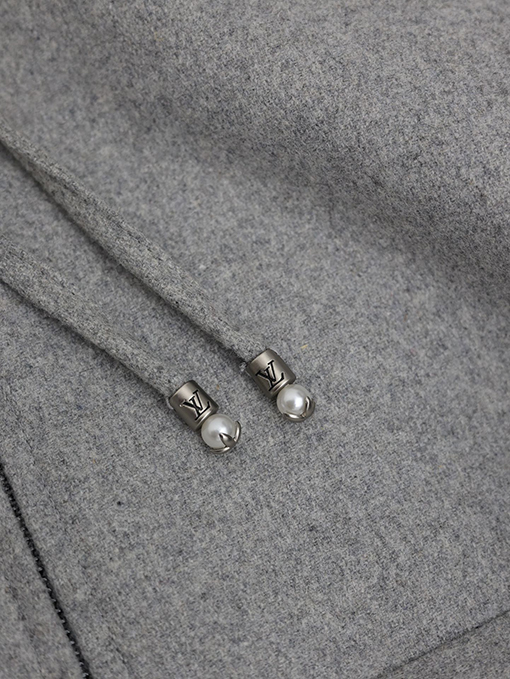 ルイヴィトン 新しいグレーパールストリングジッパージャケット