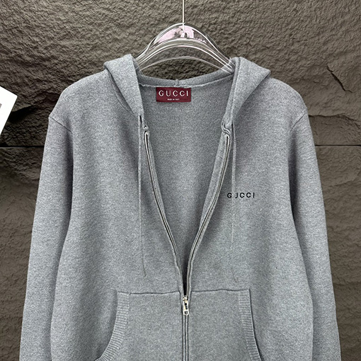 グッチ カシミヤ刺繍文字ロゴジッパーフード付きニットジャケット
