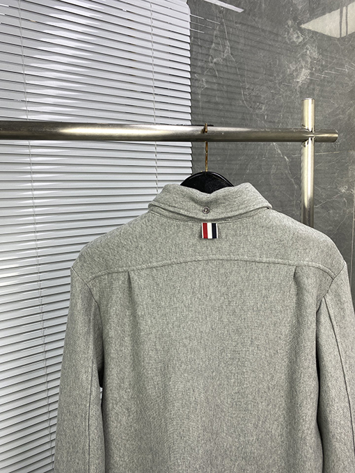 トムブラウンコピー 新しいシャツジャケット
