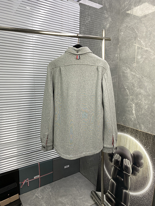 トムブラウンコピー 新しいシャツジャケット