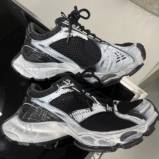 バレンシアガ Balenciaga Stapler Runne 24SS ステープル釘ヴィンテージパパ靴