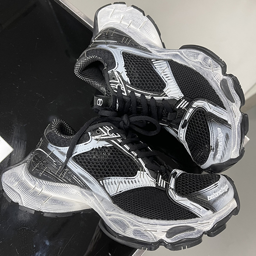 バレンシアガ Balenciaga Stapler Runne 24SS ステープル釘ヴィンテージパパ靴