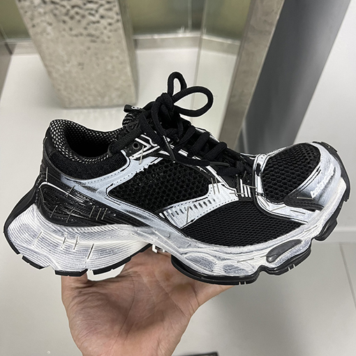 バレンシアガ Balenciaga Stapler Runne 24SS ステープル釘ヴィンテージパパ靴