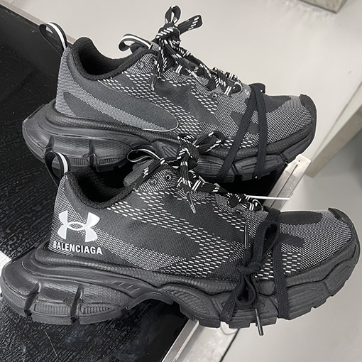バレンシアガ Balenciaga 3XL x Under Armour 25Ss 限定コラボシリーズ スニーカー