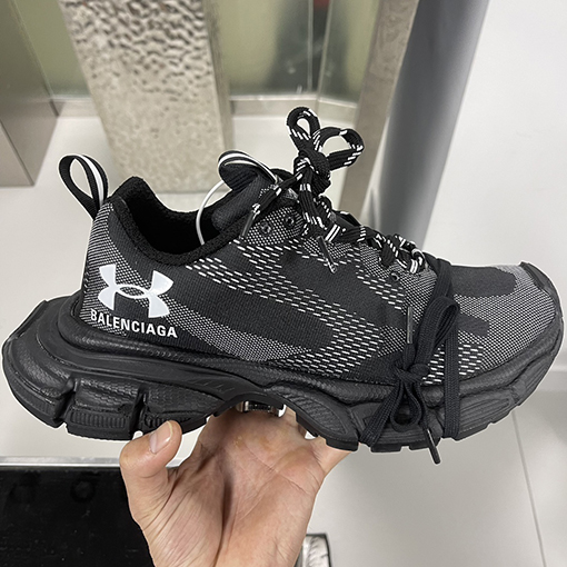 バレンシアガ Balenciaga 3XL x Under Armour 25Ss 限定コラボシリーズ スニーカー