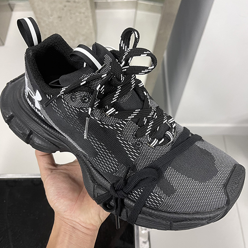 バレンシアガ Balenciaga 3XL x Under Armour 25Ss 限定コラボシリーズ スニーカー