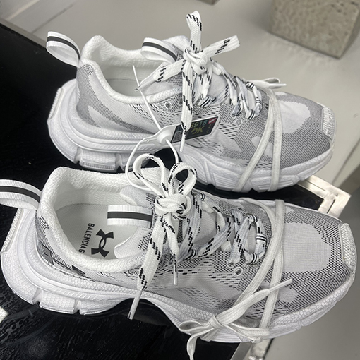 バレンシアガ Balenciaga 3XL x Under Armour 25Ss 限定コラボシリーズ スニーカー