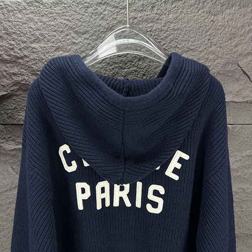 セリーヌ アップリケ刺繍文字太い糸ジッパーフード付きセーターコート
