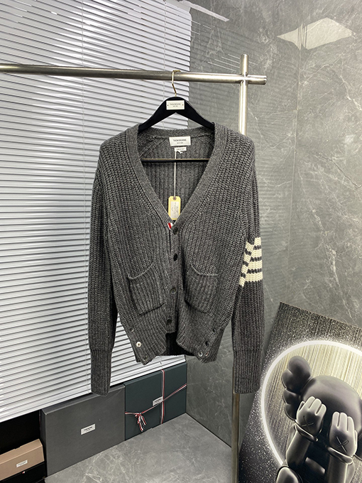 トムブラウン  新しい厚い元宝針カーディガンコート
