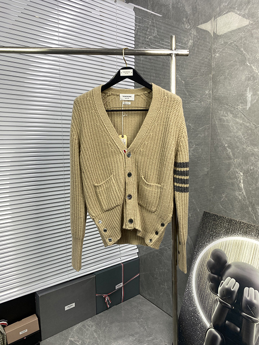トムブラウン  新しい厚い元宝針カーディガンコート