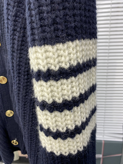 トムブラウン  新しい厚い元宝針カーディガンコート