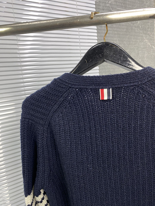 トムブラウン  新しい厚い元宝針カーディガンコート