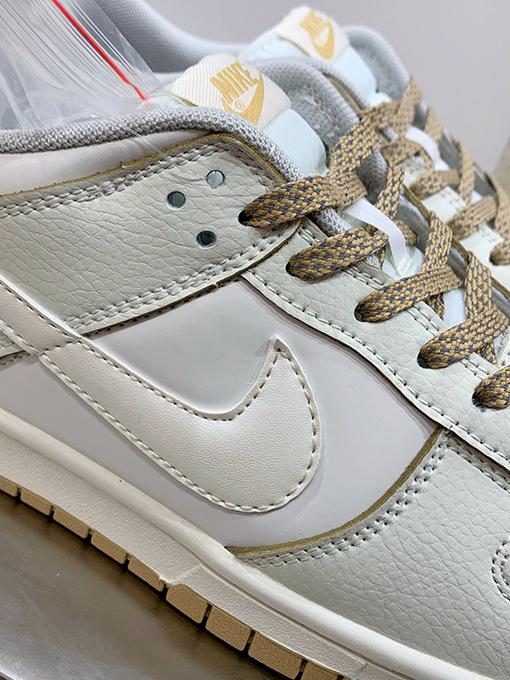 ナイキ DUNK LOW RETRO ダンクシリーズスケートシューズ