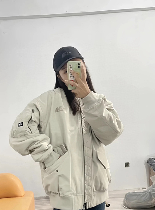 ノースフェイス 新しい野球服のフライトカジュアルトップコート