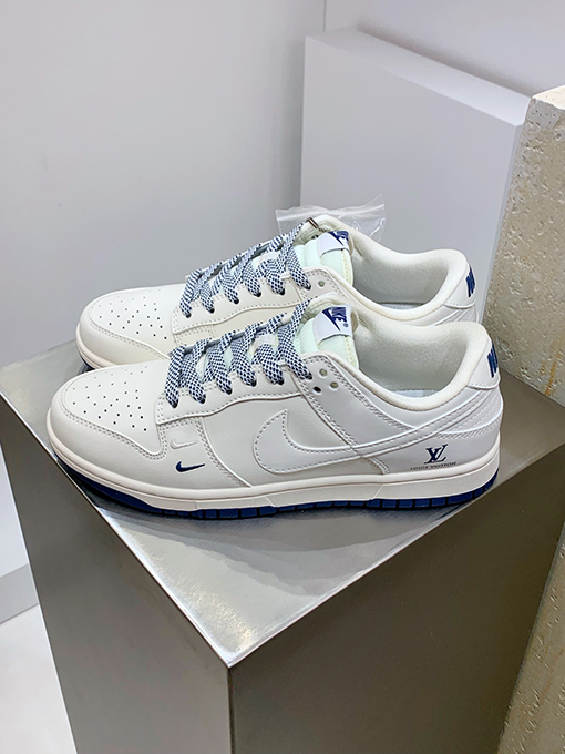 ナイキXルイヴィトンコピー  NIKE SB Dunk Low 先行版スニーカー