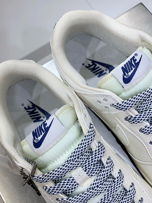 ナイキXルイヴィトンコピー  NIKE SB Dunk Low 先行版スニーカー
