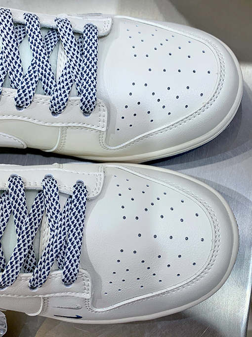 ナイキXルイヴィトンコピー  NIKE SB Dunk Low 先行版スニーカー