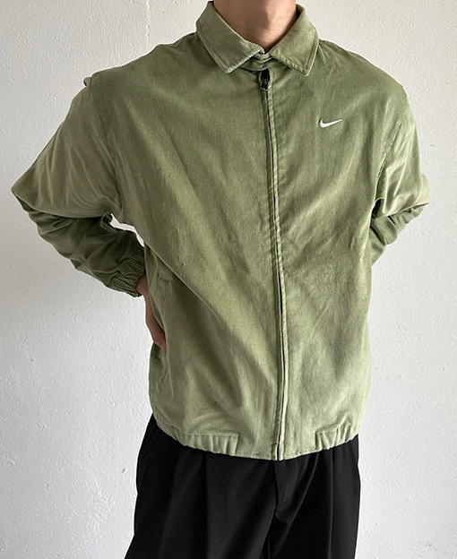 ナイキ 新しいレトロな小さなジャケット
