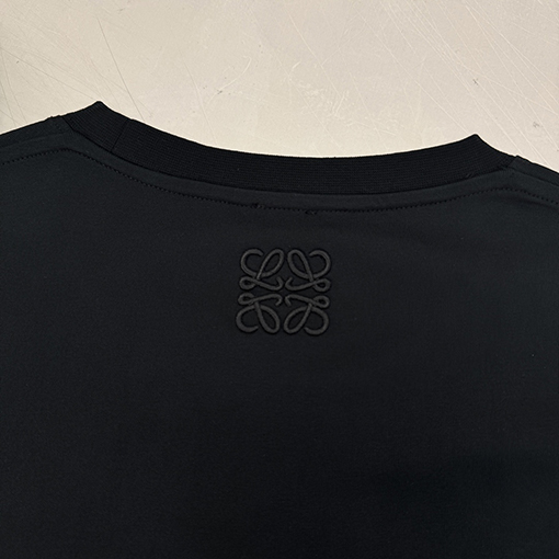 ロエベ×スナ・フジタ コラボ ウサギ刺繍 半袖Tシャツ