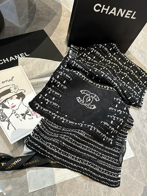 シャネルコピー ポケット付きニットマフラー