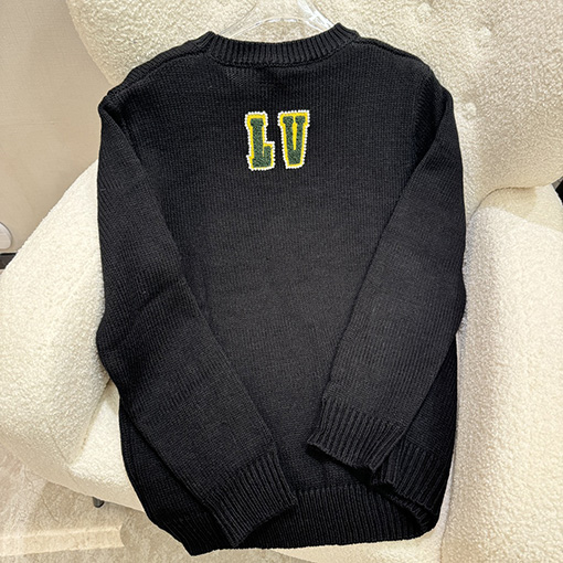 ルイヴィトン 新しいロゴ刺繍ニットプルオーバー