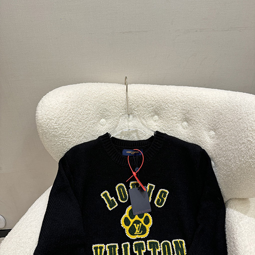 ルイヴィトン 新しいロゴ刺繍ニットプルオーバー