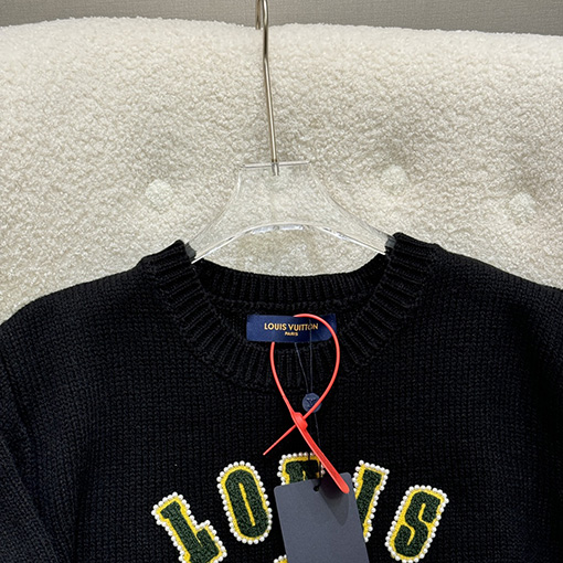 ルイヴィトン 新しいロゴ刺繍ニットプルオーバー