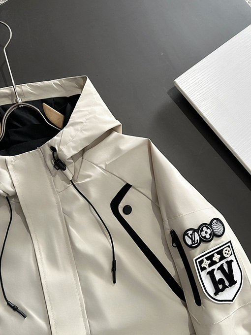 ルイヴィトン 新しいファッションジッパーフード付きトレンチコートジャケット