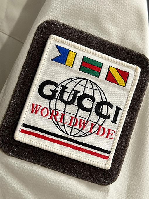 グッチコピー 新しいジッパーフード付きトレンチコートジャケット