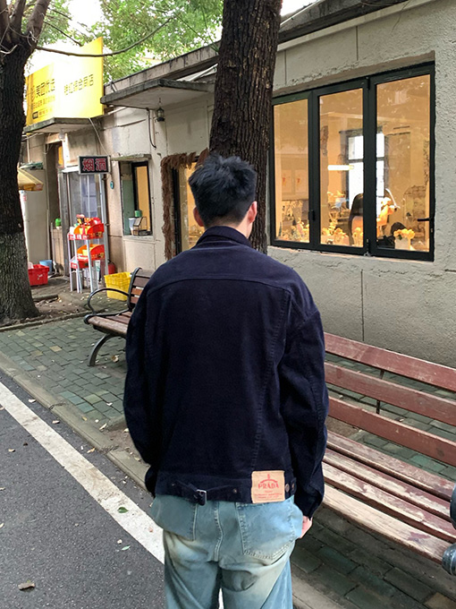 プラダ 24fw メタルバックルコーデュロイジャケット