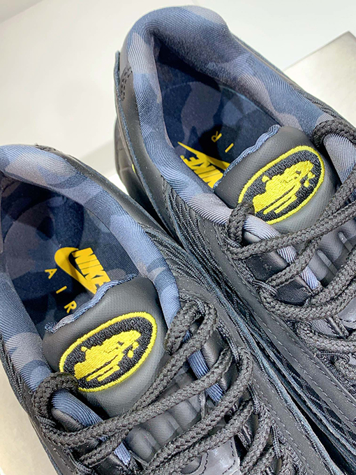 ナイキNIKE Air Max 95 エアクッションクッションジョギングシューズ