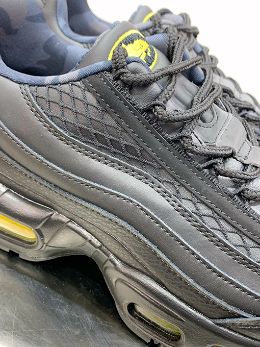 ナイキNIKE Air Max 95 エアクッションクッションジョギングシューズ