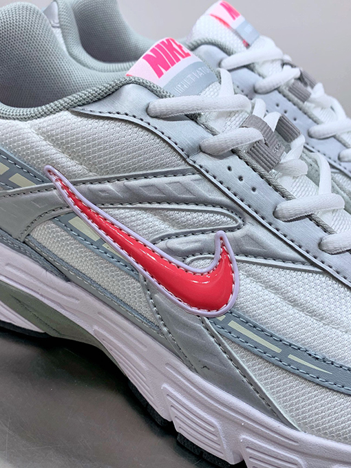 ナイキNIKE Initiator 創設者シリーズヴィンテージパパ靴