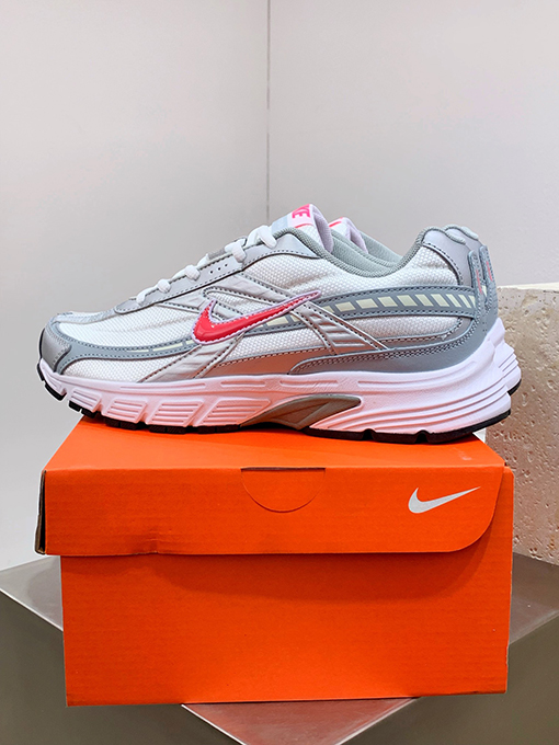ナイキNIKE Initiator 創設者シリーズヴィンテージパパ靴