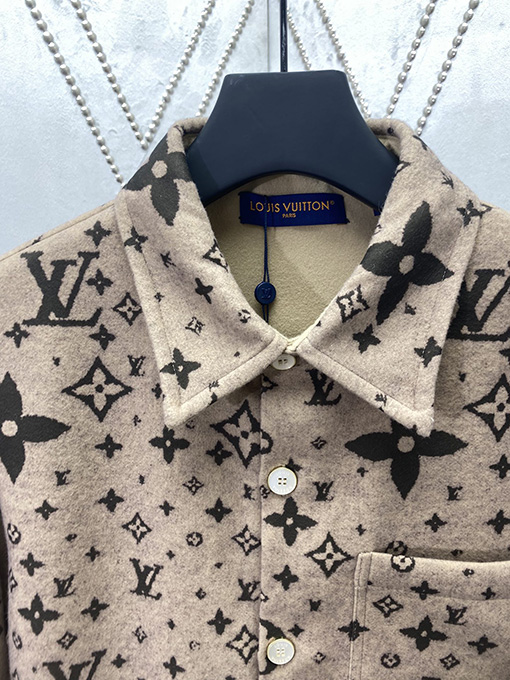 ルイヴィトンコピー 新しいパターンのラペルポケットシングルブレストジャケット