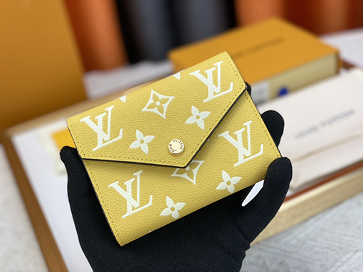 ルイヴィトン Victorine 財布 M81258