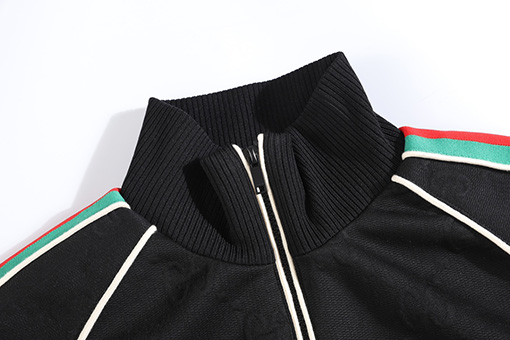 グッチ 新しい暗い織りのジャカードニットコート