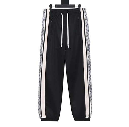 グッチ スネークパンツ