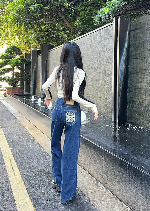 ロエベ レディース タオル刺繍ロゴデニムパンツ