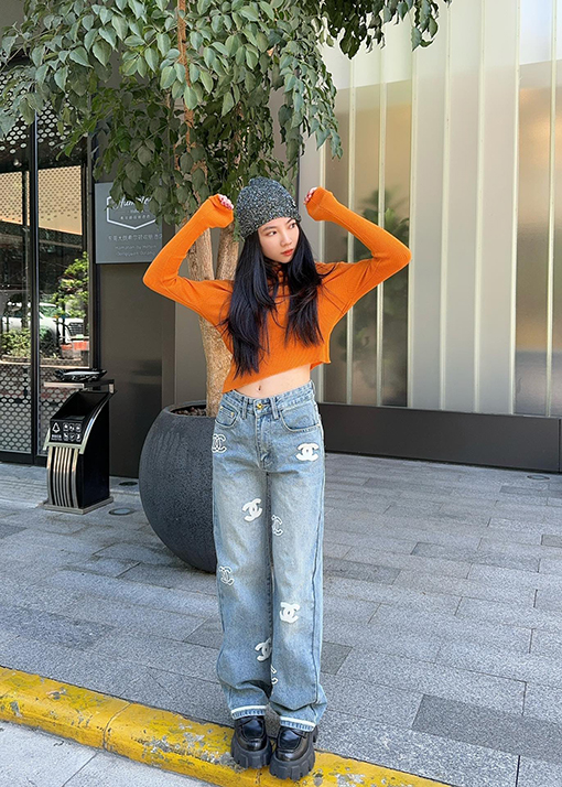 シャネルコピー レディース タオル刺繍ロゴデニムパンツ
