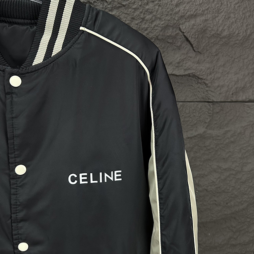 セリーヌ 前後の文字をつなぎ合わせるベースボールの綿服のコート