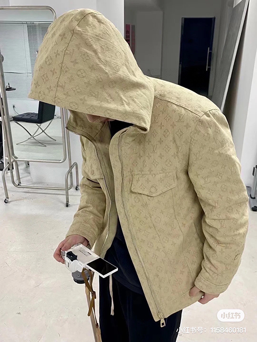 ルイヴィトンスーパーコピー 秋冬のダウンジャケットデニムジャケット