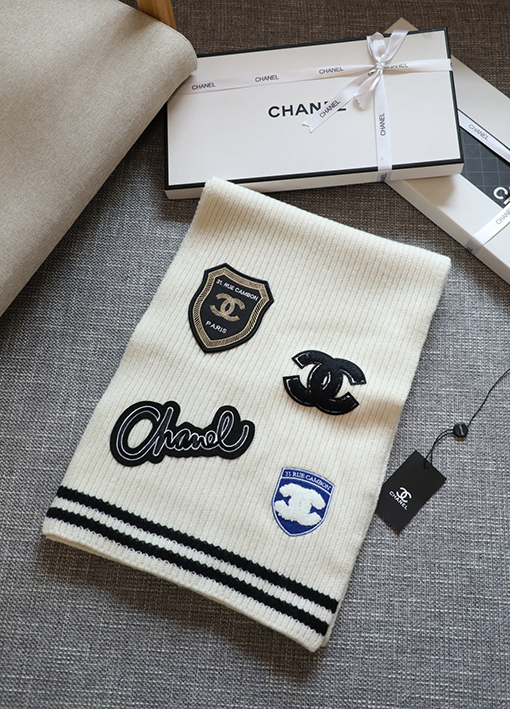 シャネル スタンプニットマフラー