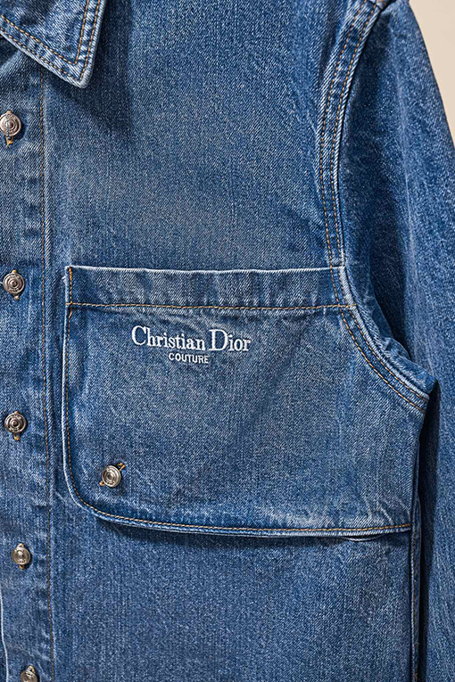 ディオールコピー 胸ポケットにChristian Dior Couture刺繍デニム